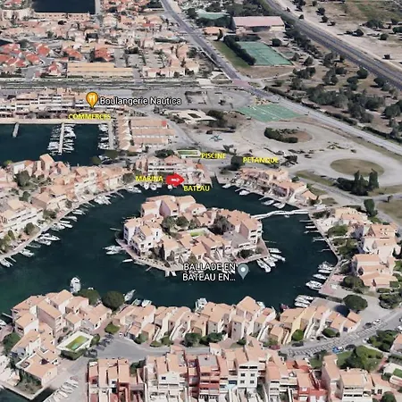 Marina Les Pieds Dans L Eau Apartment Le Barcares